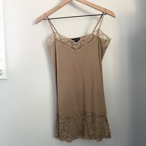 Wet Seal Y2K Large Lace Cami Top Long Length Tan Beige 2000 Forest Fairy stretch
